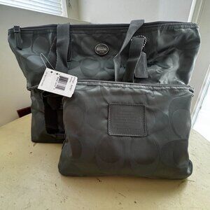 NWT COACH Getaway Signature Grey Nylon Packable Weekender Bag and Pouch #F77321
